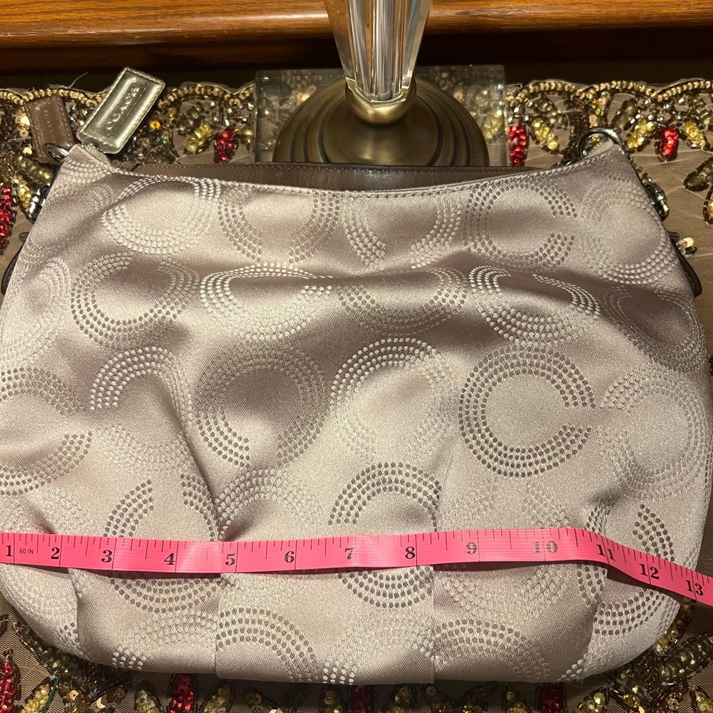 EUC Coach Madison Op Art Shoulder Bag w/charms tan/champagne gold in color - Picture 14 of 15